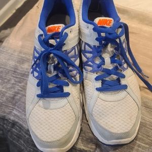 Nike relentless Men's sneakers